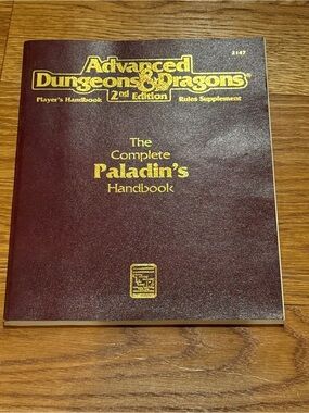 Advanced Dungeons & Dragons The Complete Paladin's Handbook - Maroon & Gold